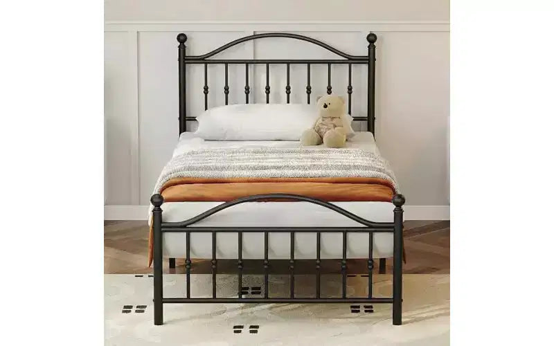 Letto a Piattaforma in Metallo, Testiera in Ferro Battuto Vittoriano, Contenitore Sottoletto, Silenzioso, Nessun Box Spring, Nero